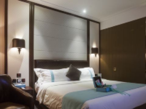 希岸酒店(天津空港滨海国际机场店) - 风尚Lab