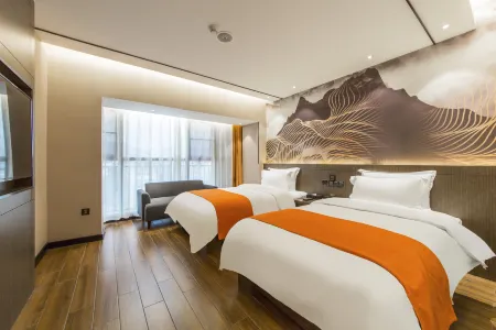 Hualan Hotel