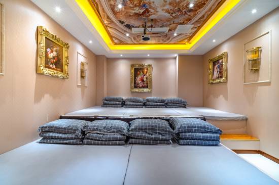 William Old Castle Hostel Reviews For 3 Star Hotels In Chongqing Trip Com