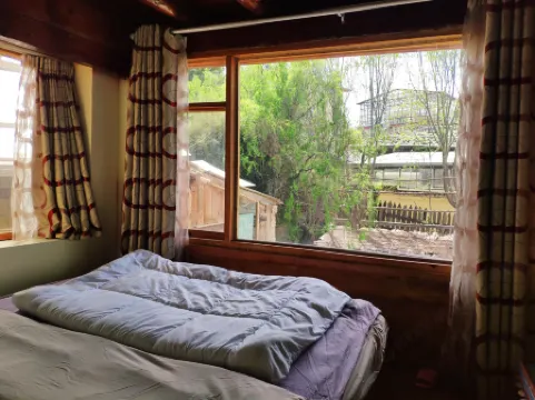 Up in the Air Youth Hostel