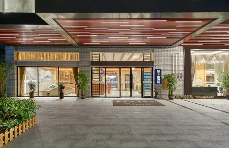 New Elements Hotel