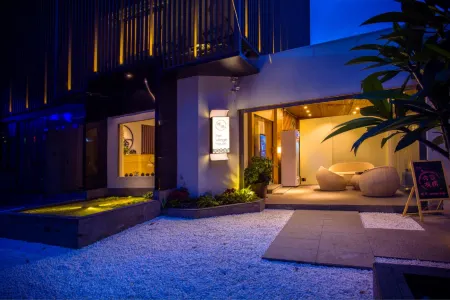 Longshan building in Xiamen Отели рядом с достопримечательностью «Xiamen University»