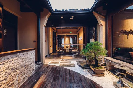 Guanzhi · Cuimo Hostel Отели рядом с достопримечательностью «Zhejiang University of Technology Gymnasium»