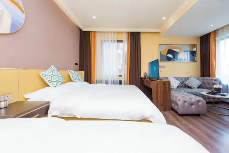 Emeishan Leidongping Xinlongmen Boutique Hotel Отели рядом с достопримечательностью «Jiulao Cave»