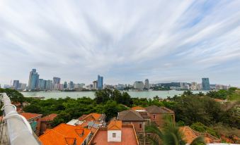 Gulangyu Yunzhichen Seaview Garden Hotel (Bagualou Sanqiutian Wharf)