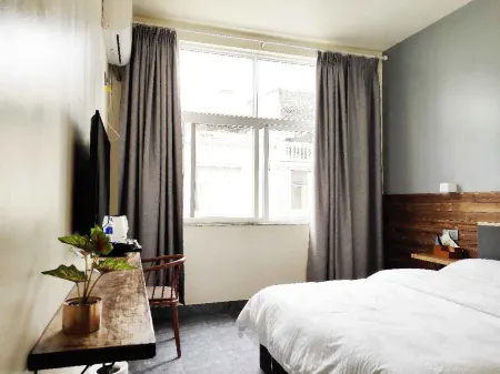 the bitty M graden hotel