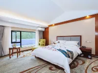 旭日仙閣ホテル 松潘（九寨黄竜空港） 九寨黄龍空港周辺のホテル