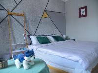 西安雅人韵士公寓 - 舒适现代简约一室大床房