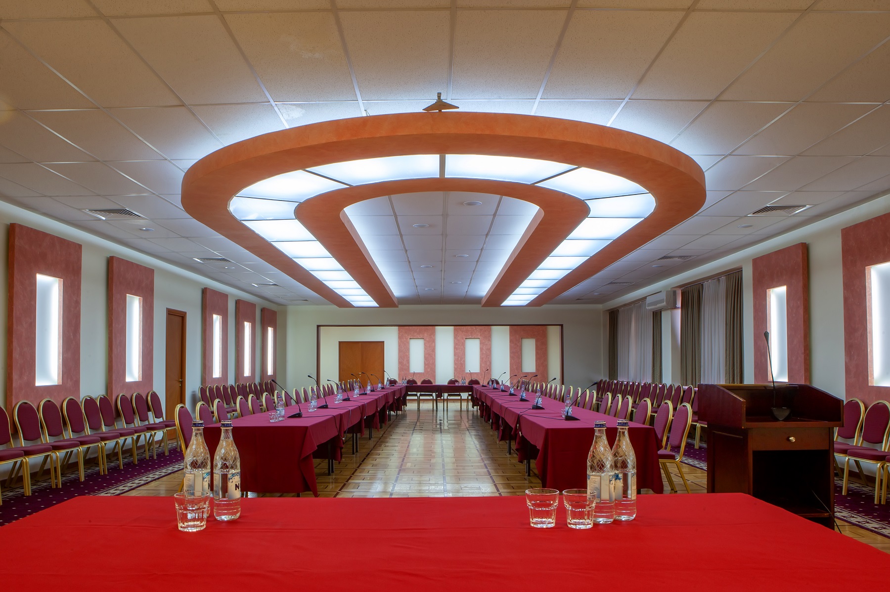 President Hotel by Hrazdan Hotel Cjsc