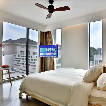 Yinyao Qinglu Hengdian Xingshu Hostel