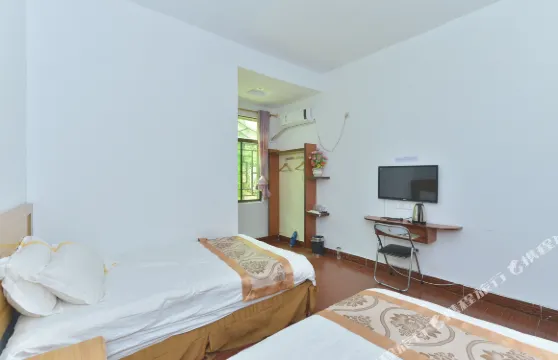 五指山雲丹紅酒店