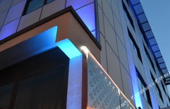 維羅納宮殿酒店