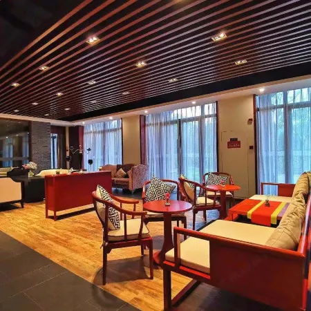 Fengjing Hotel (Shanghai Jinshan City Beach Branch)