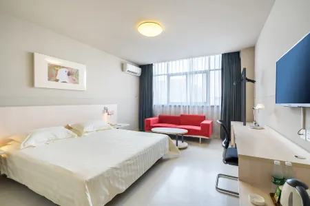 Jinjiang Inn hotel (Pei County Hancheng Scenic Area Hotel Bus Station Branch)