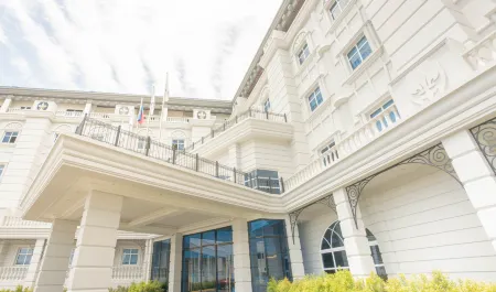 The Monarch Hotel Отели в г. Пангасинан