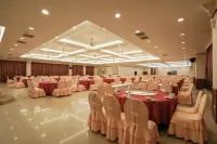 East Hotel Hotels in Longchang