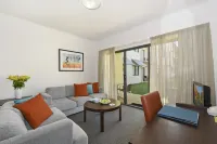 Metro Advance Apartments & Hotel Hotel a Darwin