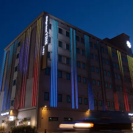 Vine Hotel