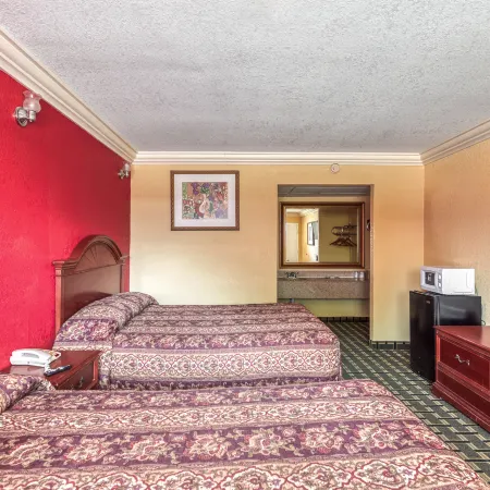 Budget Inn and Suites