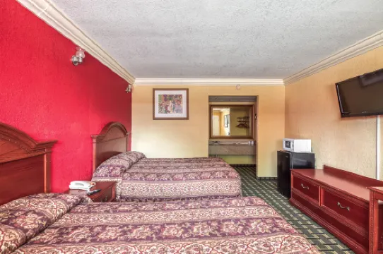 Budget Inn and Suites