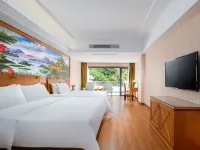 Vienna Hotel (She County Huizhou Old Town)
