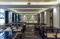Moshang Qingju Hotel (Xinyang Railway Station Tianrun Plaza Branch) - balcone