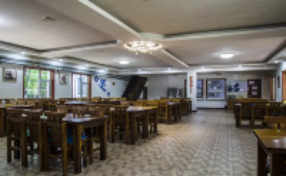 Lianhuashan Shengyuan Hotel
