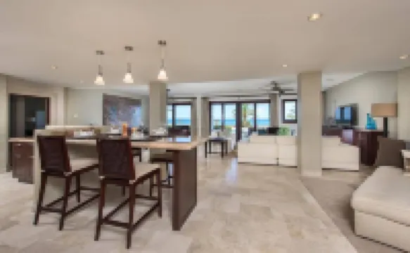 盧米納的拉帕斯海灘