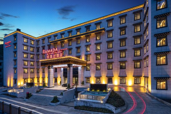 稻城华美达酒店