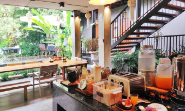 Yellow Pillow Village