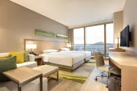 Hyatt Place Sanya City Center - Rooftop Pools