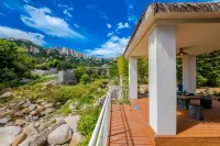 Zhensu Hotel