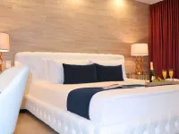 โรงแรมและคลับชายหาดคาตาลิน่า โรงแรมใกล้บริตโต เซ็นทรัล