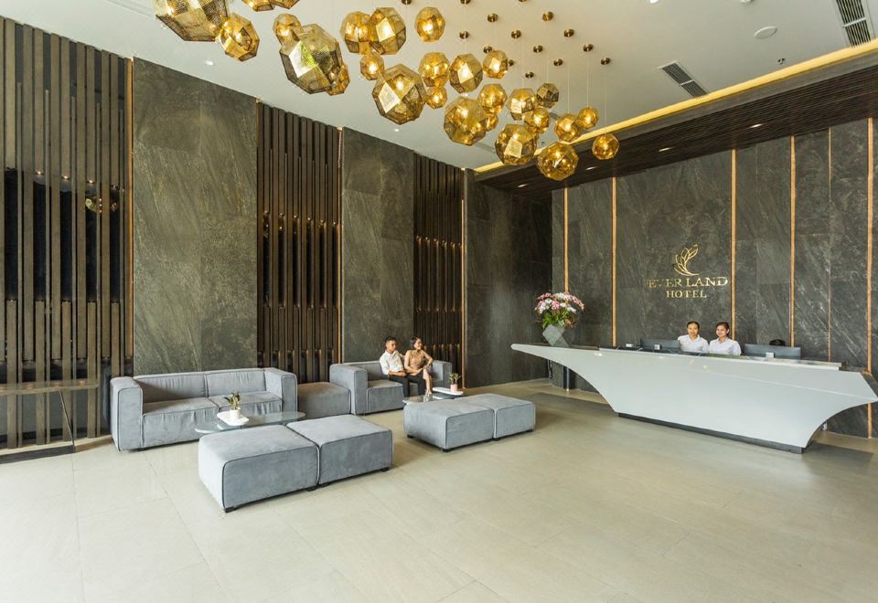 3. 에버랜드 호텔..