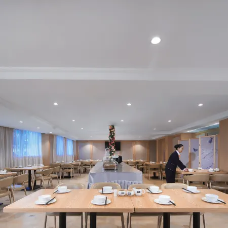 Vienna International Hotel(Shaoshan District)