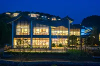 Quanzhou dabitou qianmoju Holiday Hotel - parking
