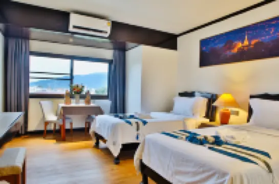 โรงแรมท่าแพเพลส โรงแรมใกล้ฮีส แอนด์ เฮอ เทเลอส์ เฮ้าส์