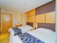 雅悦酒店(南京东路步行街店) - 高级双床房