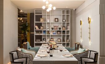 Kuanrong Suites Hotel (taiguli store, Chunxi Road, Chengdu)
