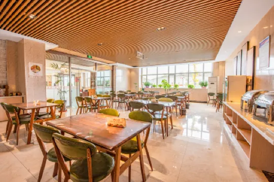 LHW Civil Aviation MHD Hotel (Lanzhou Zhongchuan Airport)