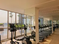 Gold Coast PIK Sea View Apartments by LongeSuites - Gym