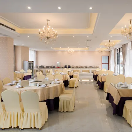 Vienna Hotel (Rong County Guinan Road)