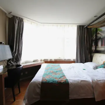 Baiqing Elegant Business Hotel (Anshan Station Yongle Park Branch)