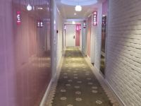 天鹅恋主题酒店(武汉光谷科技会展中心店) - 公共区域