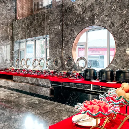 Vienna International Hotel (Tianjin Ling'ao) Отели рядом с достопримечательностью «Стадион Тяньцзиня»