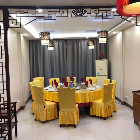 Hufu Town Zhutaoyuan Homestay