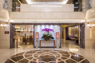 Grand View Hotel Отели рядом с достопримечательностью «Baguashan Dafuo Scenic Area»
