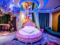 成都梦幻城堡主题酒店 - 精致一室圆床房
