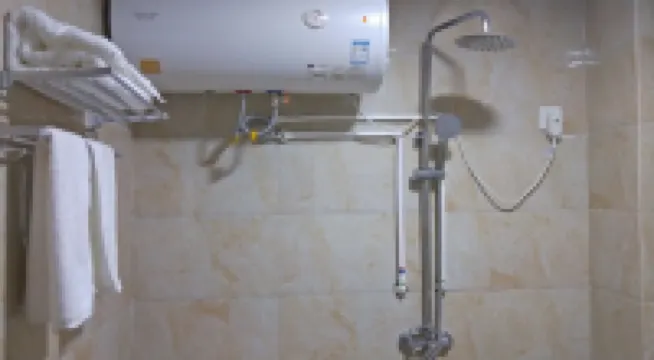 央科民宿 松潘（黄竜九寨高速鉄道駅）