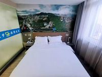 烟台蓝色港湾主题酒店 - 温馨大床房
